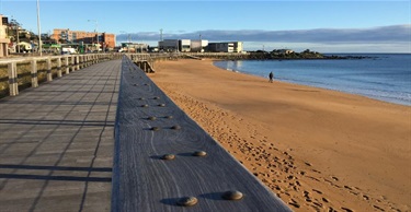 Boardwalk-looking-west