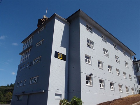 Menai Hotel exterior